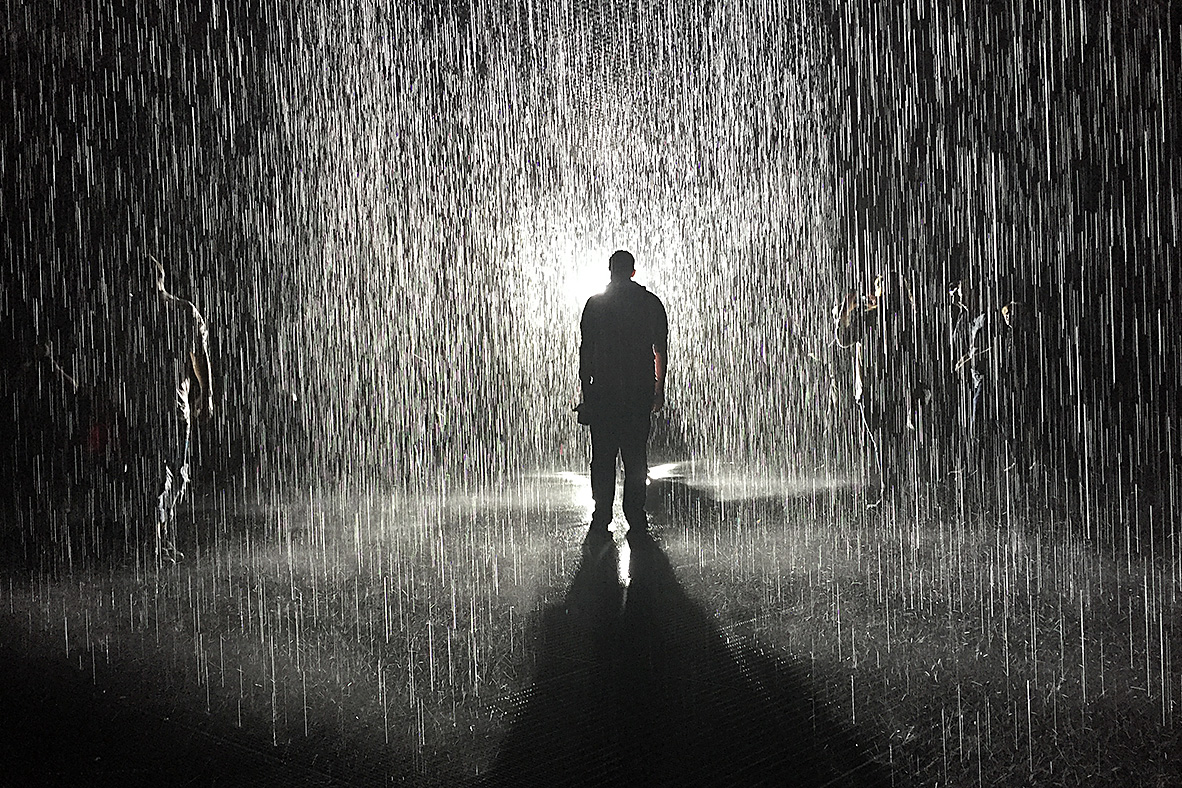 Rain-Room-1.jpg