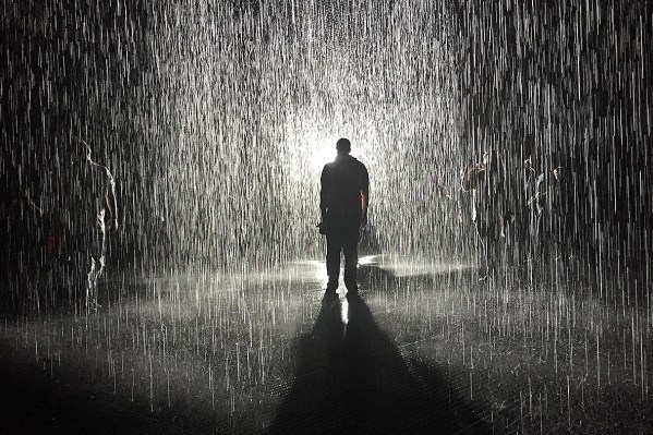 Rain-Room-1.jpg